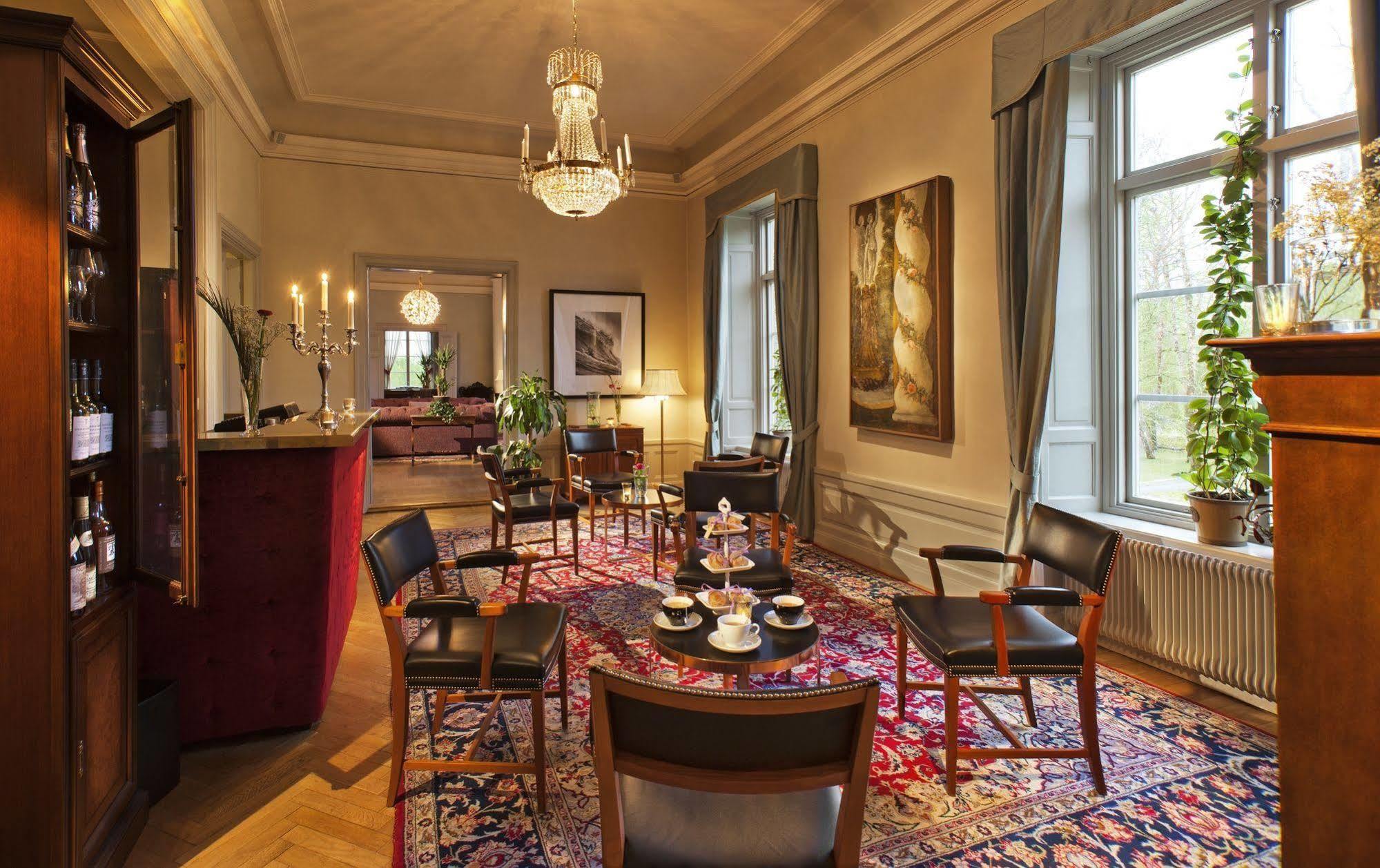 Rosersbergs Slottshotell Esterno foto